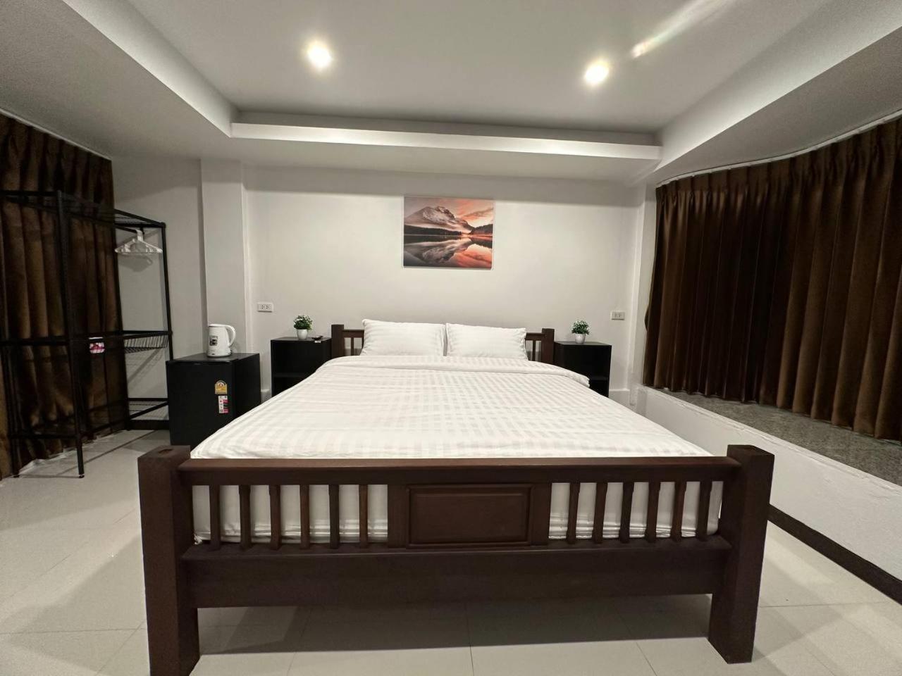 Ferienwohnung Chris Jay @ Cnx Chiang Mai Exterior foto